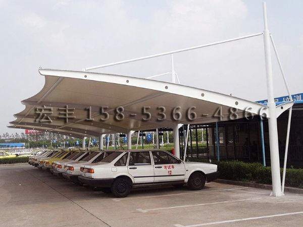 膜結構汽車棚